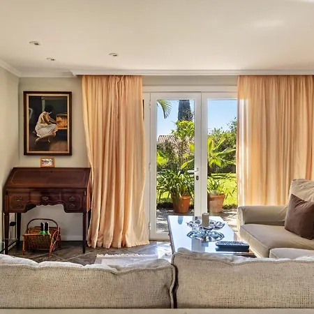 Echium T1 Apartman *